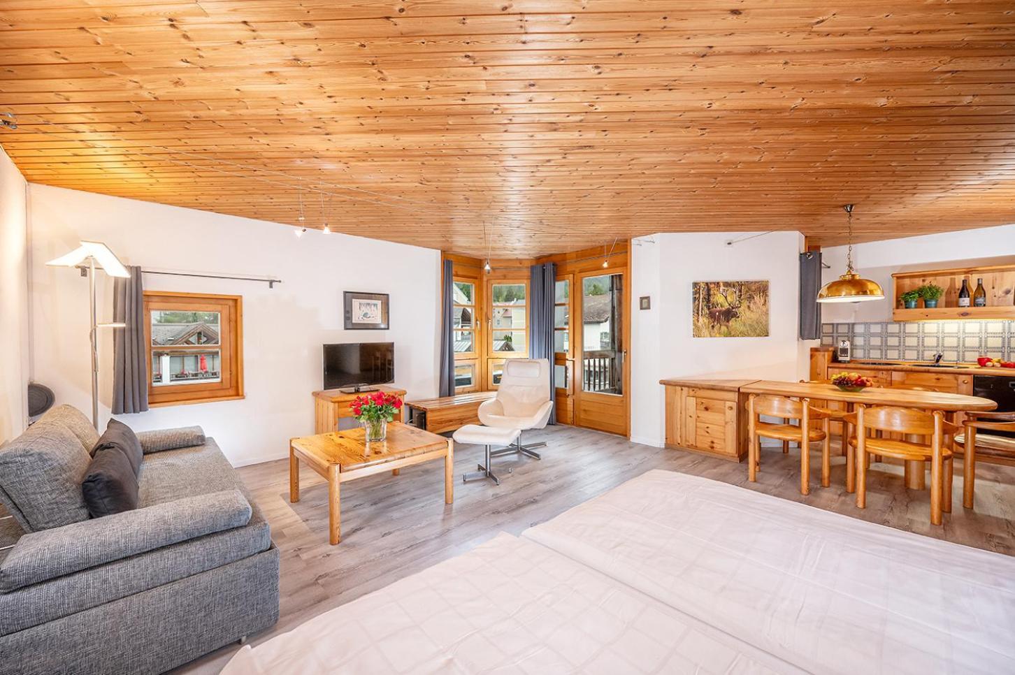 Schweizerhof Ferienwohnungen Lenzerheide 1 Cameră foto
